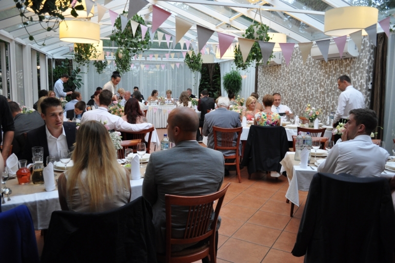 Így közöld, hogy egy személyre szól az esküvői meghívó